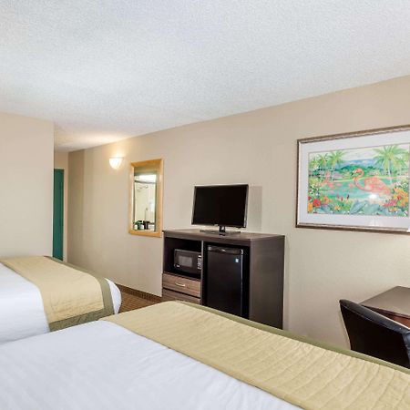 Hotel Baymont By Wyndham Fort Myers Airport Zimmer foto